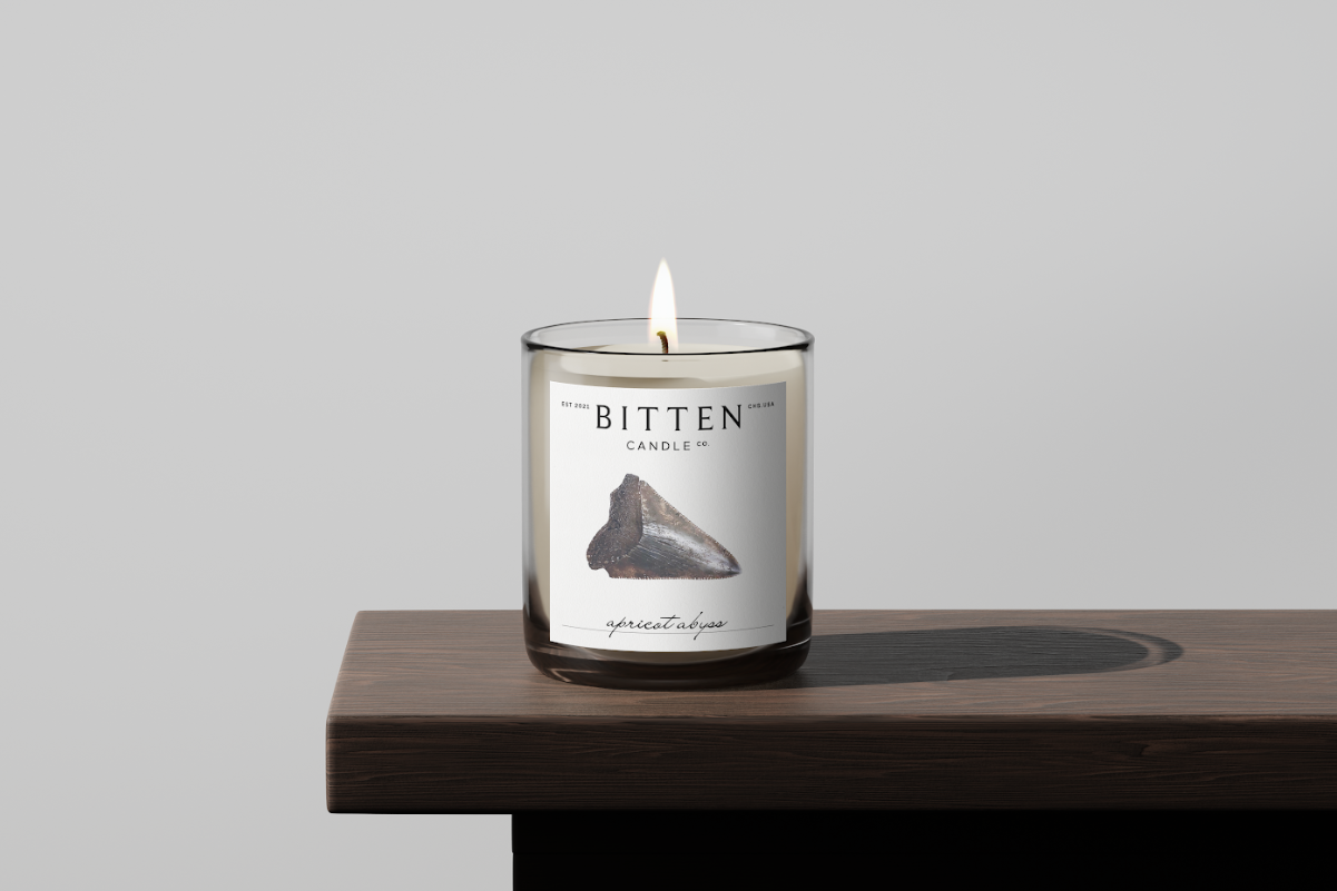 Shark Tooth Candle - Apricot Abyss